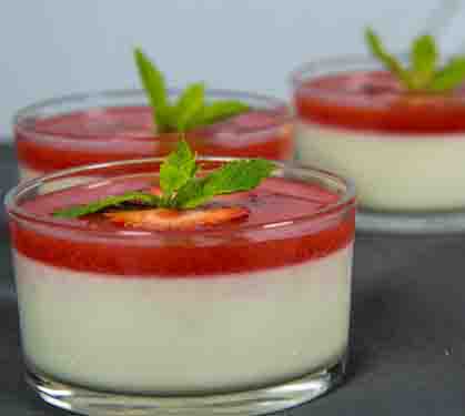 Recette de Panna cotta à la fraise