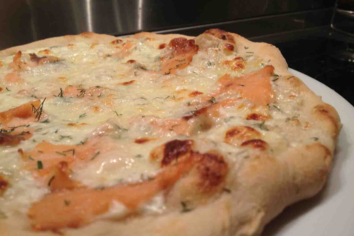 Recette de Pizza au saumon fumé