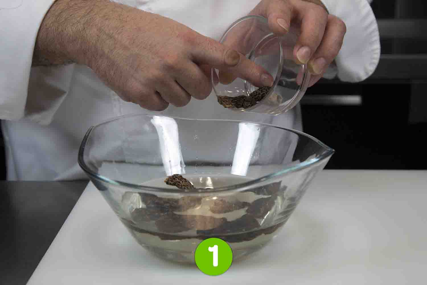 Recette de  Rôti de veau aux morilles sauce foie gras