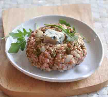 Recette de Steak tartare grillé au Roquefort Société