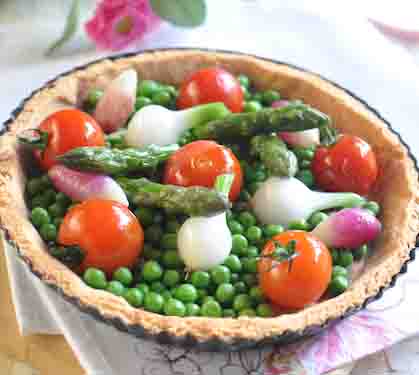 Recette de Tarte aux petits pois et légumes de saison