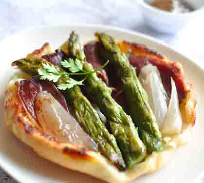 Recette de Tarte Tatin d'asperges vertes 