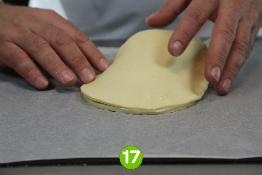 Recette de Feuilleté forestier de volaille au comté