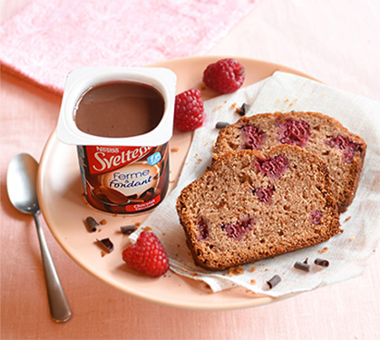 Recette de Cake framboises au Sveltesse chocolat 