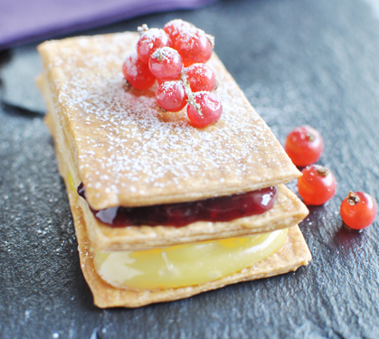 Recette de Millefeuille à la confiture de fruits rouges