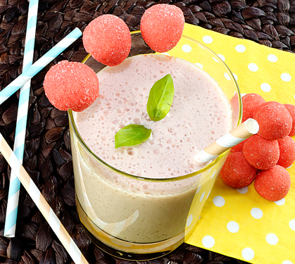 Recette de Milkshake banane, coco, fraise