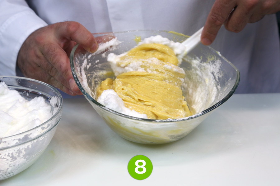 Recette de Quatre-quarts moelleux