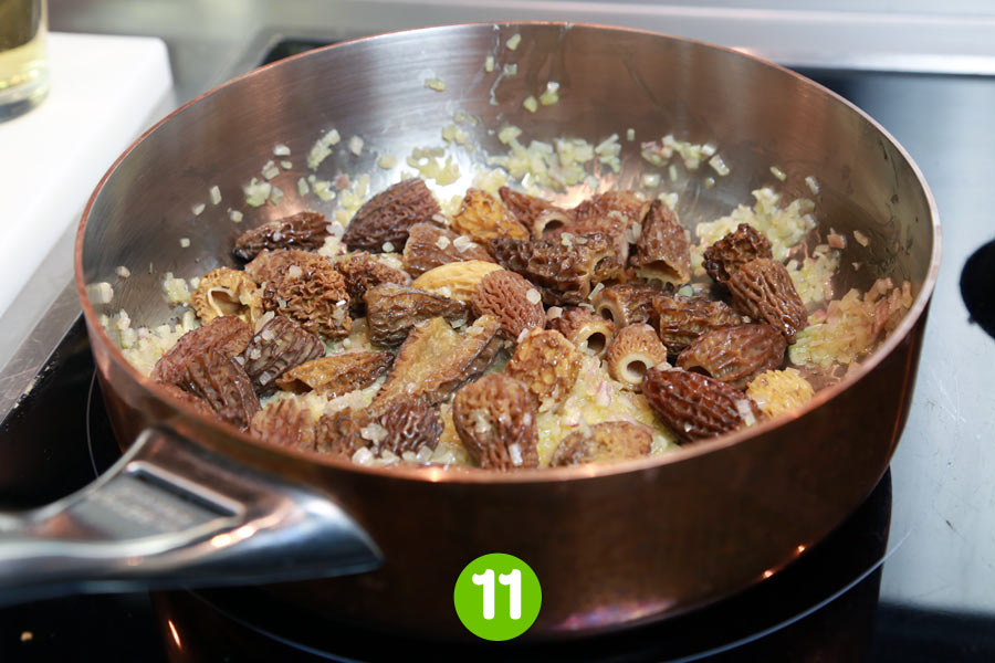 Recette de Risotto aux asperges et morilles