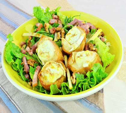 Recette de Salade campagnarde et chèvres chauds