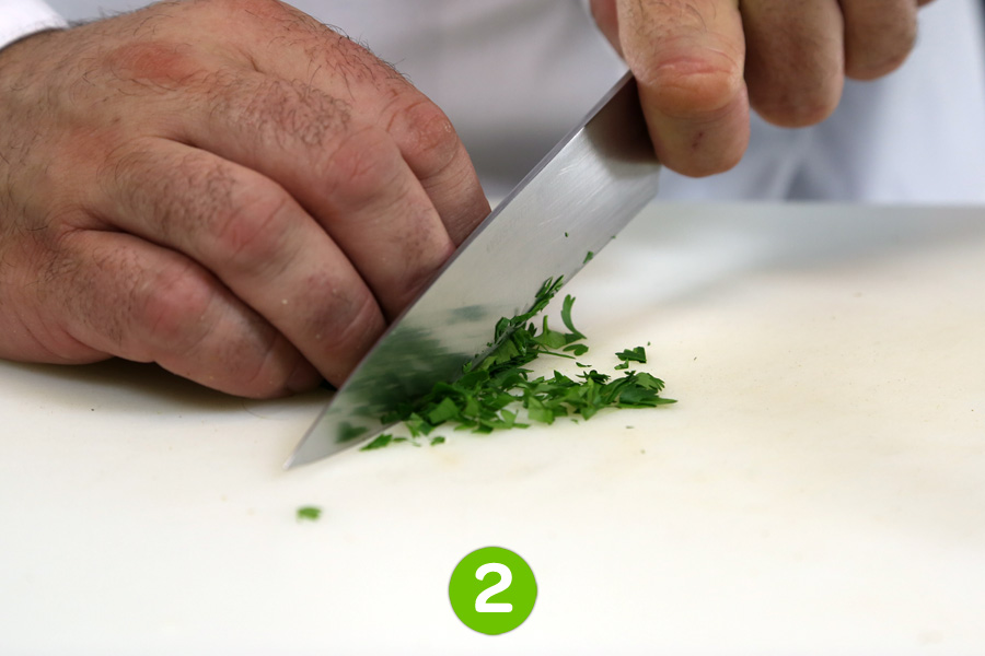 Recette de Saumon fumé au pamplemousse et concassée d’avocat à la coriandre