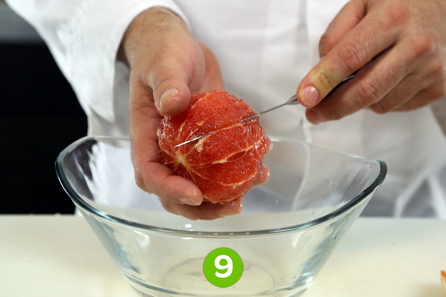 Recette de Saumon fumé au pamplemousse et concassée d’avocat à la coriandre