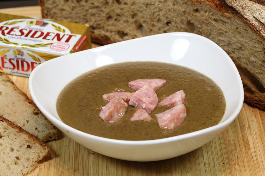 Soupe de lentilles et saucisse de Morteau