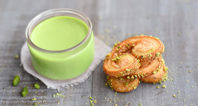 Crème dessert et ses palmiers pistaches