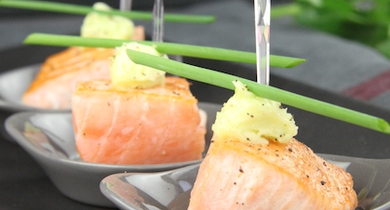 Bouchées de saumon rose et son beurre au wasabi