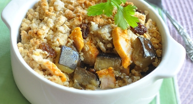 Crumble d'aubergines et poulet au curry