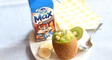 Salade de fruits et Lactel Max chocolat