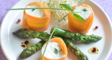 Makis de carottes, asperges et graines germées