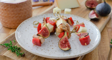 Brochettes de poulet aux figues et au P'tit Basque d'Istara