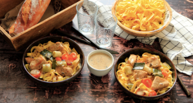 Blanquette de dinde, sauce forestière et tagliatelle fraîche