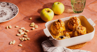 Pommes au four gourmandes à la frangipane et au beurre demi-sel