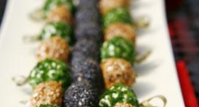 Trio de brochettes au Salakis