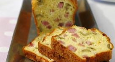 Cake au jambon et aux olives