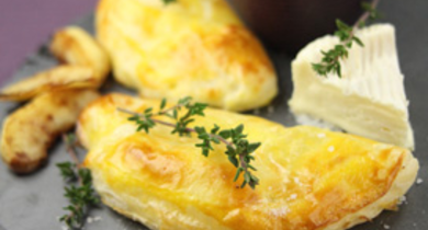 Chausson de Camembert et ses pommes flambées au calvados