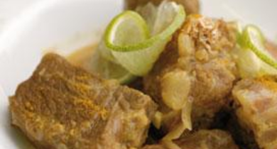 Colombo d'agneau à la noix de coco grillée