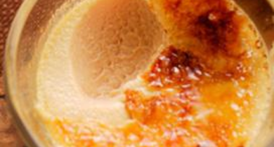 Crème brûlée au foie gras et mouillettes de pain d'épices