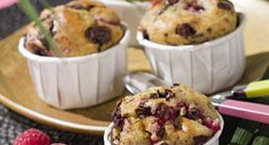 Muffins framboise, coco et pépites de chocolat