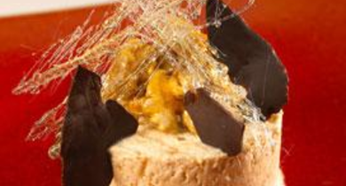 Nougat glacé et caramel laitier au bergerac doux