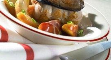 Paupiettes de veau rondelles d'andouille pommes à la crème