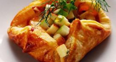 Petit feuilleté au Coulommiers, à la pomme et aux graines de fenouil 