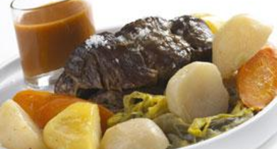 Pot-au-feu et sauce tomatée