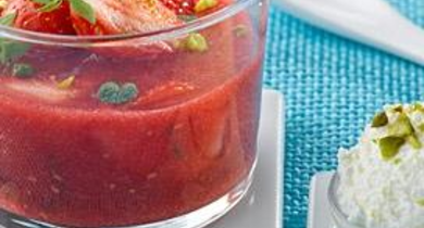 Soupe de fraises à la menthe