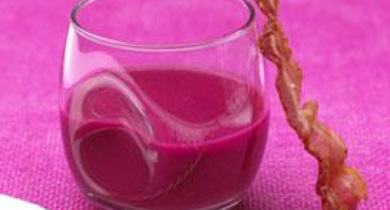 Velouté de betteraves, croustilles de lard