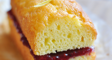 Cake au citron fourré à la marmelade
