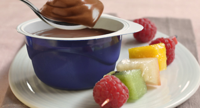 Brochettes de fruits & son Velours de crème Chocolat au lait La Laitière