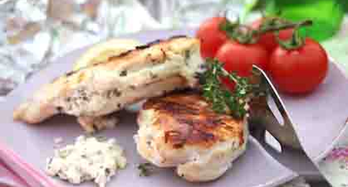 Blancs de poulet farcis au chèvre et aux herbes fraiches