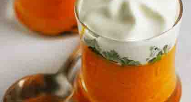 Petites verrines de carottes à la crème et à la coriandre 