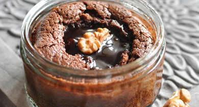 Coulant au chocolat fourré aux noix