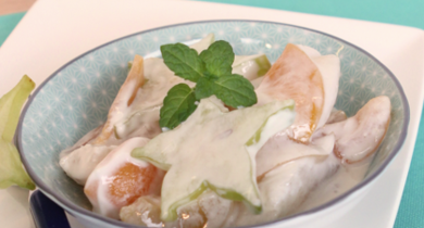 Coupelle de pêches et carambole