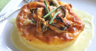 Far aux oignons et sa poêlée de fruits de mer