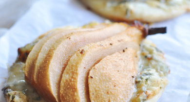 Feuillantines aux poires et à la fourme d'Ambert