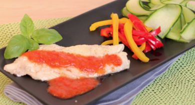 Galinette et tagliatelles de poivrons-courgettes