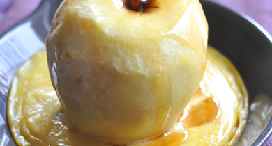 Gratin de pommes amandine, caramel de cidre