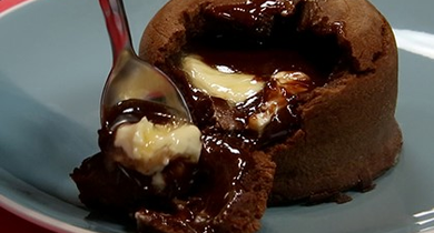 Mi-cuit de chocolat noir et son coeur de chocolat blanc