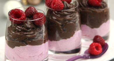 Mousse au chocolat et fruits rouges