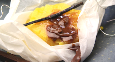Papillotes poires et ananas au caramel