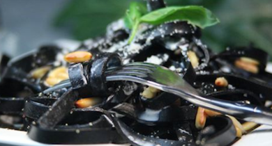 Pasta à l’encre de seiche